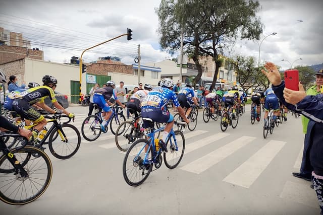 Ciclismo en Colombia: Un sentimiento nacional